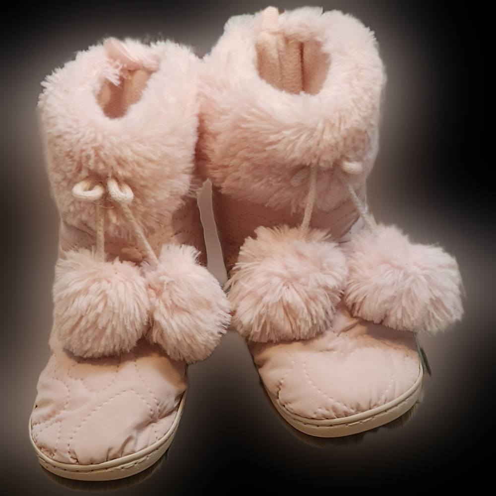 #KG-29 Joe Fresh Pink Girls Boots With Pom Poms